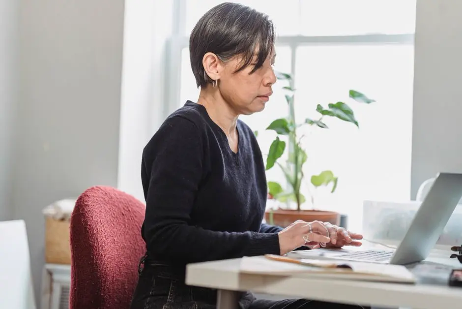 生命保険とiDeCoを比較する個人事業主