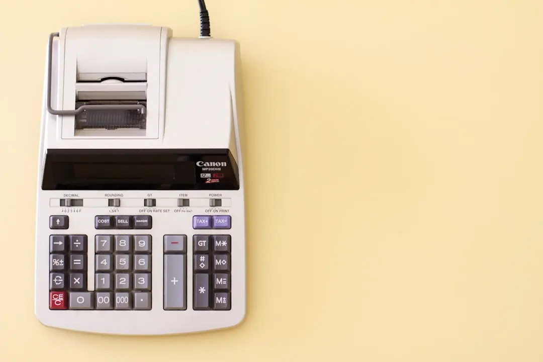 収入変動があるフリーランスが掛金を抑えめに設定する